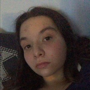 Meet your Posher, Lena